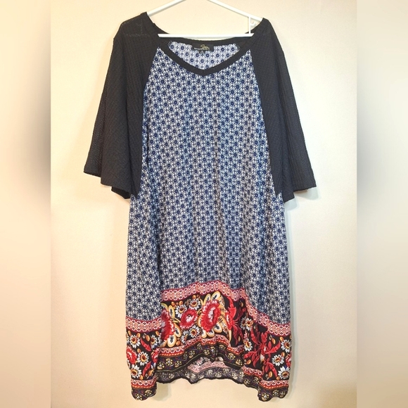 Suzanne Betro Dress Black & Red Floral-Contrast Bell-Sleeve Shift Dress XL - Picture 2 of 8